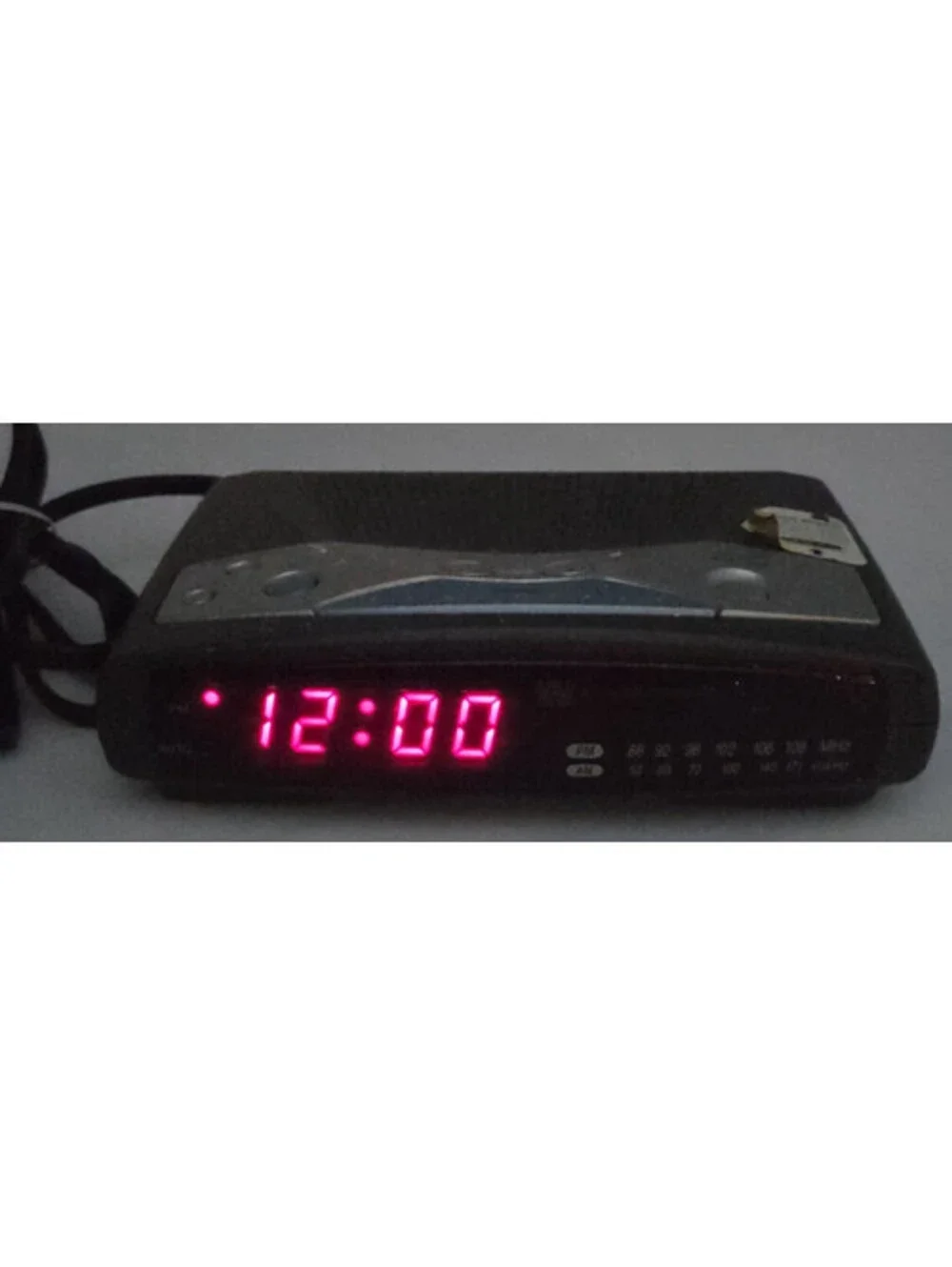 White-Westinghouse WCR-11649 AM FM Weather Band Alarm Clock Radio Tested